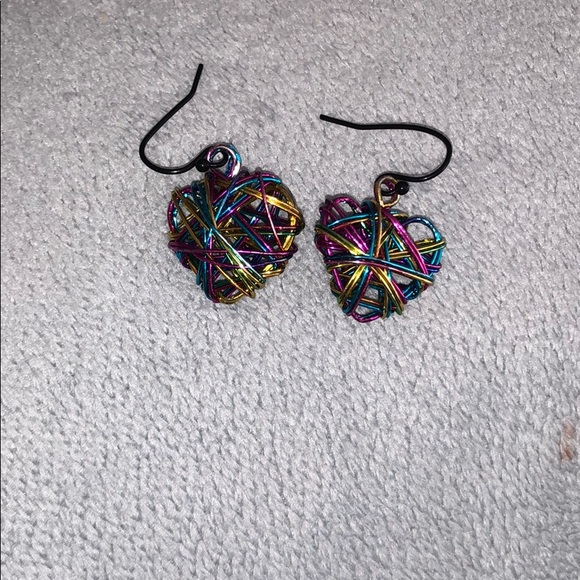 Dangle earrings - Picture 1 of 2